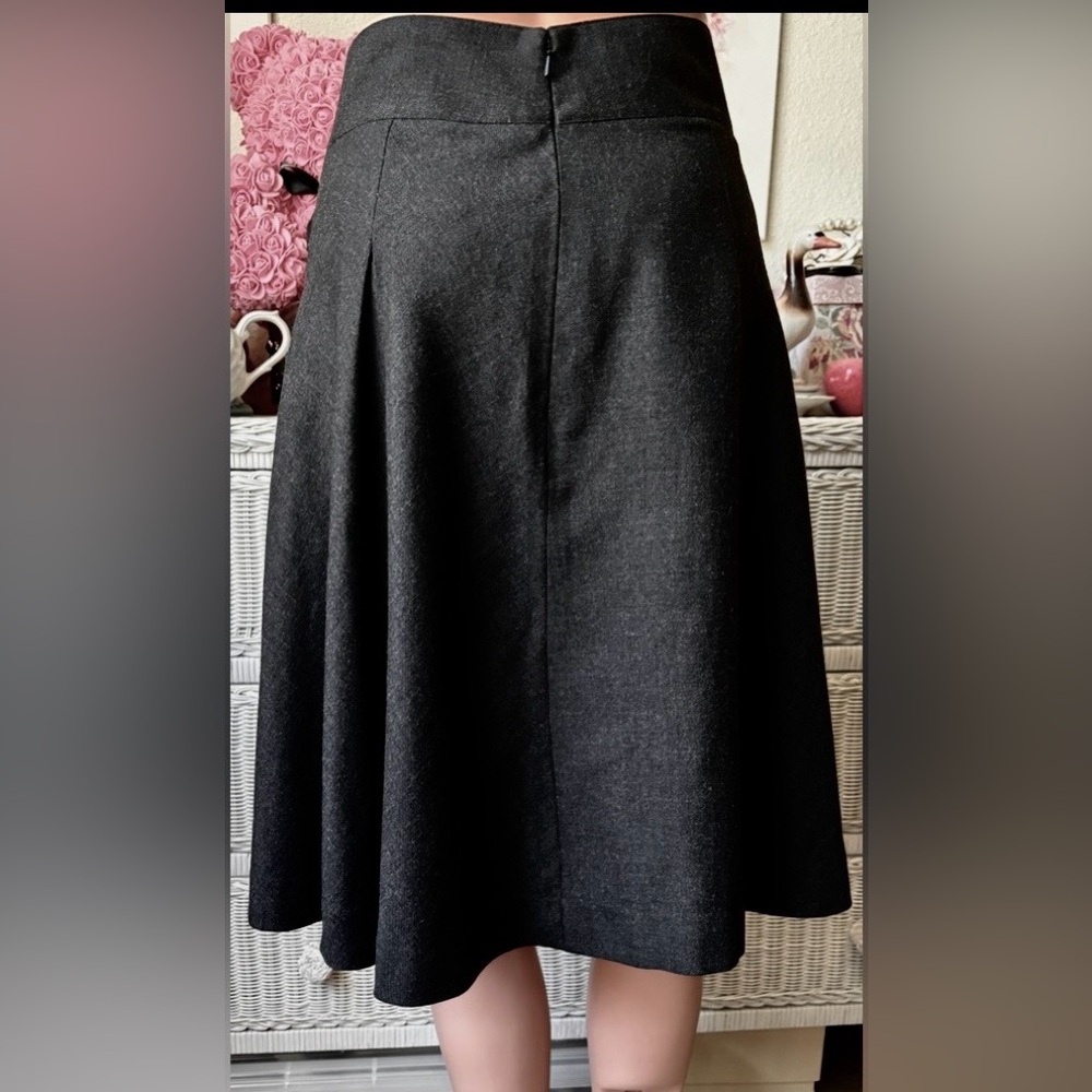Ted Baker London Dark Grey Wool Knee Length Skirt Semi Pleated TB 4 = US 12 - Picture 3 of 10